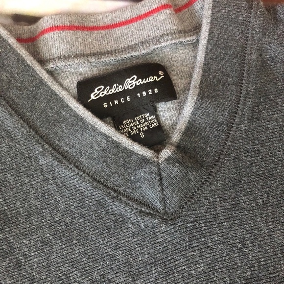 Eddie Bauer Gray V-Neck Sweater - Picture 2 of 3